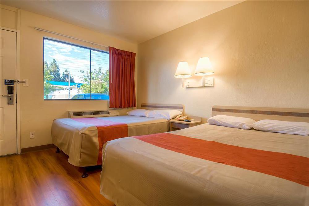 Motel 6-Rosemead, Ca - Los Angeles Стая снимка