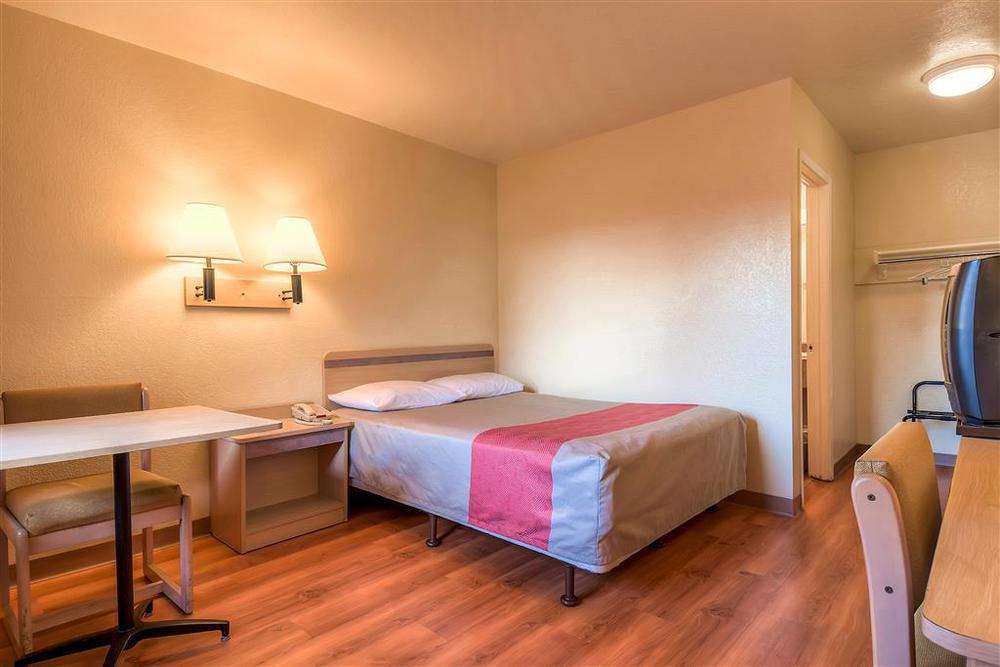 Motel 6-Rosemead, Ca - Los Angeles Стая снимка